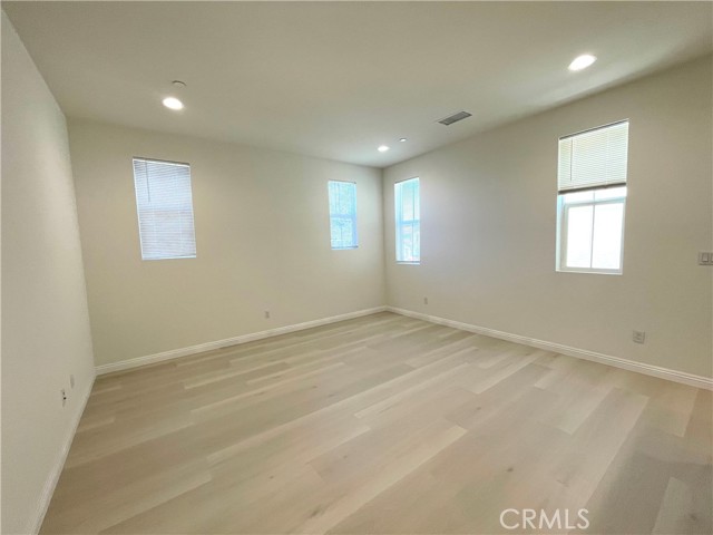 Detail Gallery Image 6 of 24 For 3967 S Trinitas Way, Ontario,  CA 91761 - 4 Beds | 3 Baths
