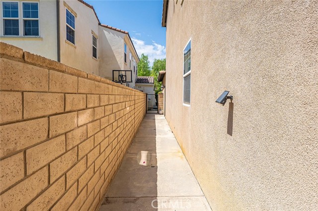 Detail Gallery Image 43 of 47 For 4331 Altivo Ln, Corona,  CA 92883 - 4 Beds | 3 Baths