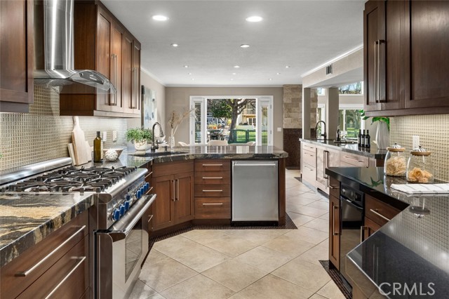 Detail Gallery Image 13 of 42 For 21992 Cayuga Lane, Lake Forest,  CA 92630 - 4 Beds | 2/1 Baths