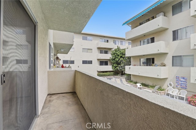 5400 Lindley Avenue, 121 photo 31