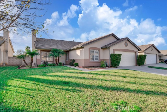 Detail Gallery Image 1 of 32 For 4347 Shetland Ln, Jurupa Valley,  CA 92509 - 4 Beds | 2 Baths