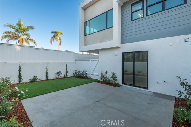 1423 15th Street, Manhattan Beach, California 90266, 3 Bedrooms Bedrooms, ,2 BathroomsBathrooms,Residential,Sold,15th,SB23165452