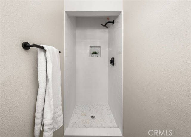 1905 Davis Street, Corona CA: https://media.crmls.org/medias/a9477210-13aa-49b8-818c-040345ae342a.jpg