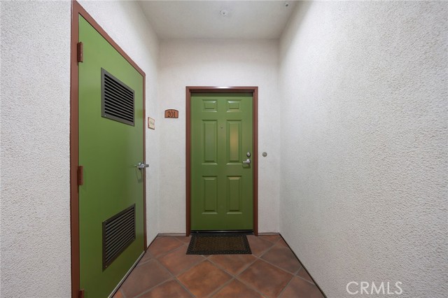 2001 Artesia Boulevard, Redondo Beach, California 90278, 1 Bedroom Bedrooms, ,1 BathroomBathrooms,Residential,Sold,Artesia,SB22021546