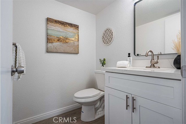 Detail Gallery Image 14 of 29 For 11390 American River Rd, Corona,  CA 92878 - 3 Beds | 2/1 Baths