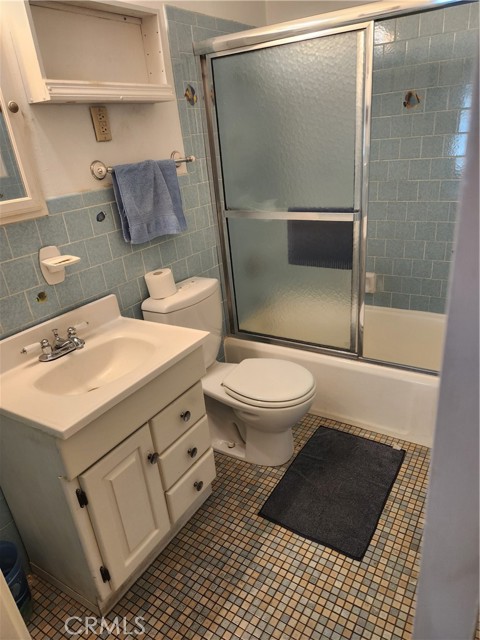 Detail Gallery Image 11 of 13 For 4342 Arabella St, Lakewood,  CA 90712 - 3 Beds | 2 Baths
