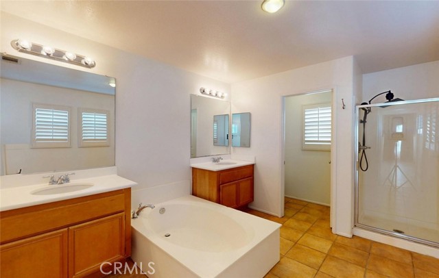 Detail Gallery Image 34 of 40 For 19 Sorbonne, Westminster,  CA 92683 - 5 Beds | 3 Baths