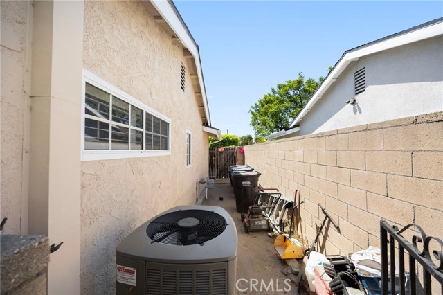 5430 Lemoran Avenue, Pico Rivera CA: https://media.crmls.org/medias/a948ccc1-e6c7-4ceb-8bc9-9bc3a66ff5a5.jpg