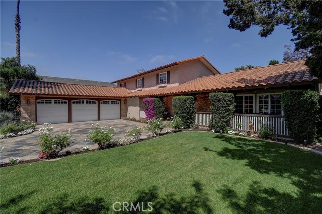 12441 La Bella Drive, Santa Ana CA: https://media.crmls.org/medias/a94919cc-e695-4cad-81c1-f98cf1fad170.jpg