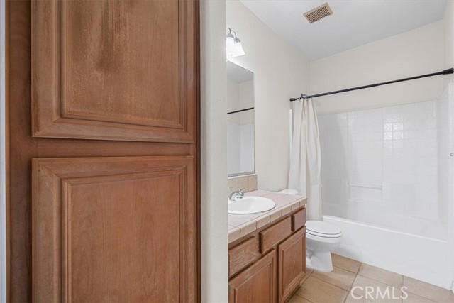Detail Gallery Image 10 of 15 For 347 Taunton Dr, Santa Maria,  CA 93455 - 3 Beds | 2/1 Baths