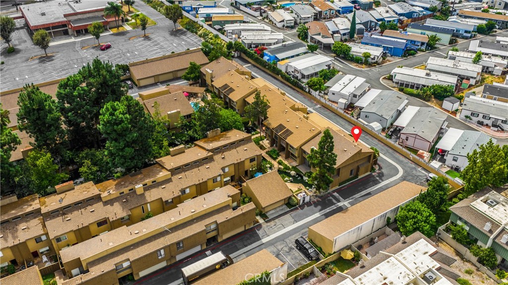 https://media.crmls.org/medias/a949d0a2-9995-4bac-98c7-63ddf204f1a6.jpg?preset=X-Large
