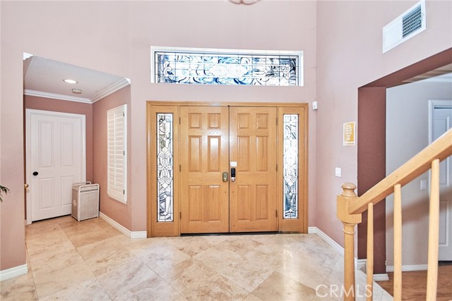 Detail Gallery Image 3 of 15 For 16 Los Felis, Pomona,  CA 91766 - 4 Beds | 4 Baths