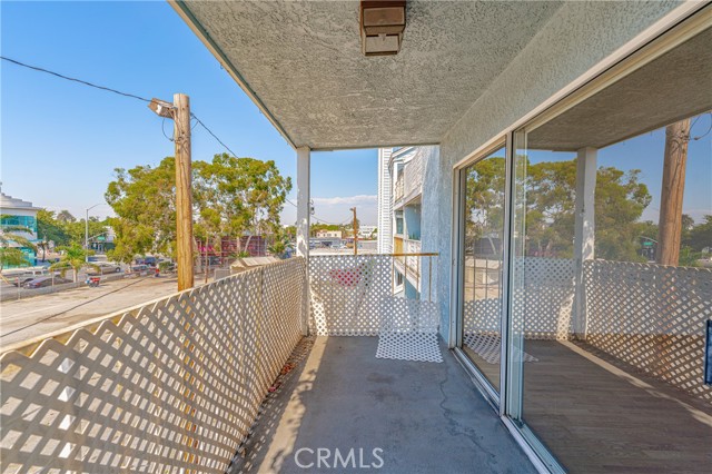 Detail Gallery Image 27 of 48 For 955 E 3rd St #304,  Long Beach,  CA 90802 - 2 Beds | 1 Baths