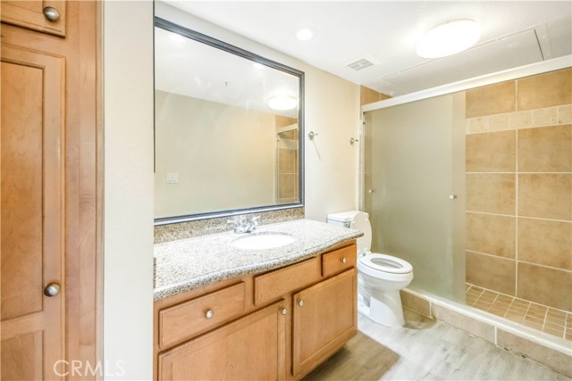 Detail Gallery Image 13 of 24 For 1000 Vista Del Cerro Dr #102,  Corona,  CA 92879 - 1 Beds | 1 Baths