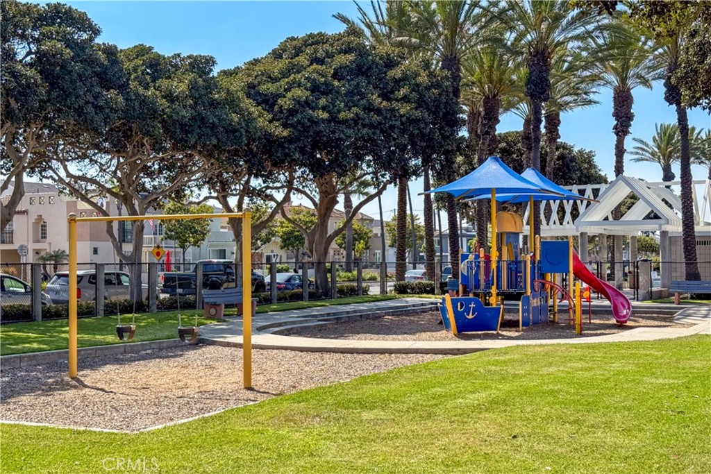 https://media.crmls.org/medias/a94d3e4e-10b3-41e5-b641-2483cde6f4b6.jpg?preset=X-Large