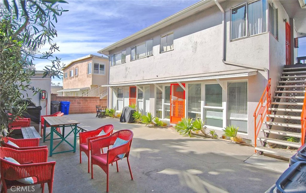1446 Manhattan Beach Boulevard B