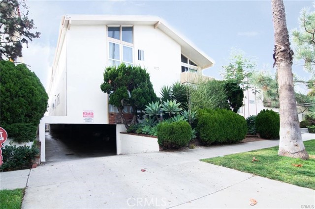 Detail Gallery Image 2 of 13 For 1122 9th #8,  Santa Monica,  CA 90403 - 2 Beds | 2 Baths