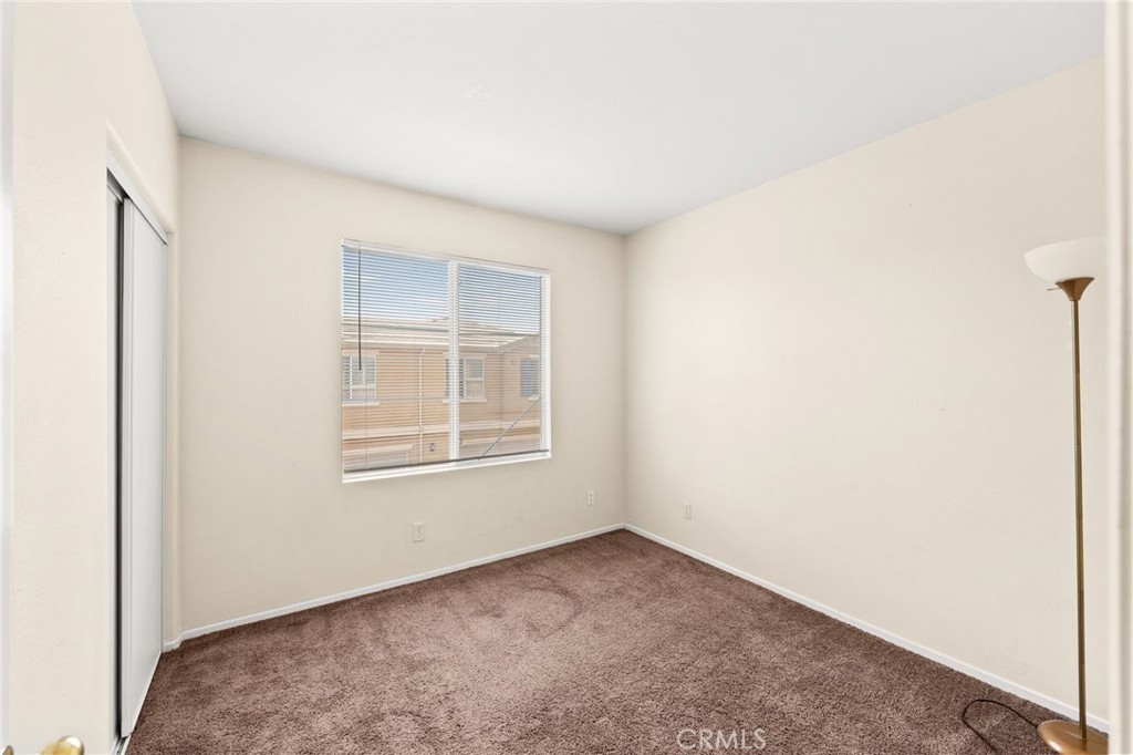 MLS #OC25136647 img 25