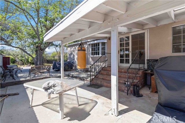 Detail Gallery Image 42 of 53 For 10457 Variel Ave, Chatsworth,  CA 91311 - 6 Beds | 5 Baths