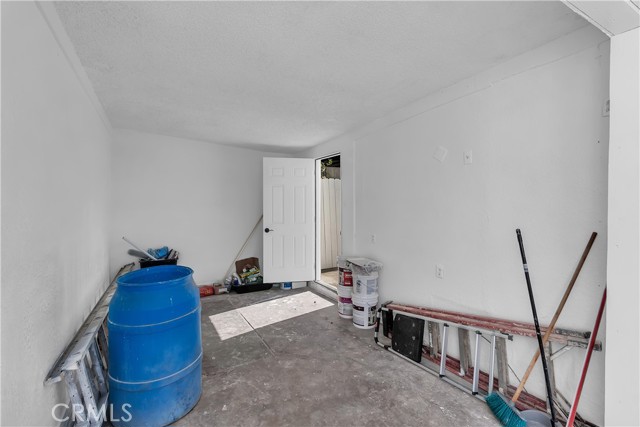 3140 Pluma Street, Lynwood CA: https://media.crmls.org/medias/a9500044-68a5-4518-aeb7-73e10c7c7e12.jpg
