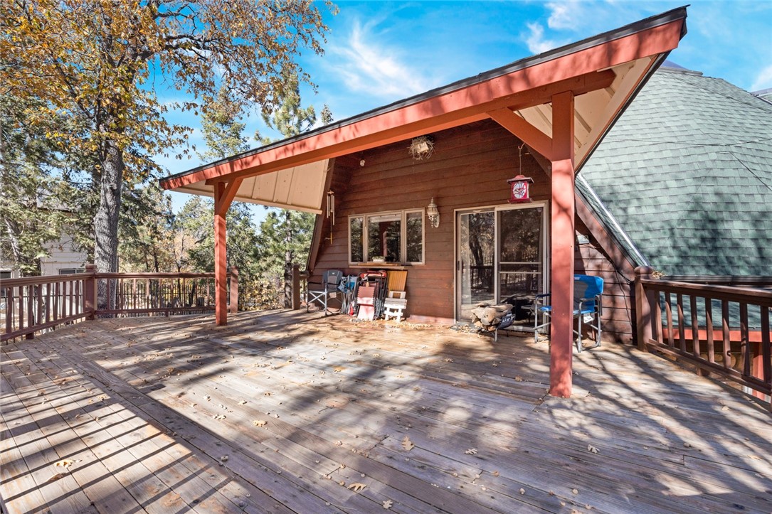 Detail Gallery Image 34 of 38 For 160 Yosemite Dr, Big Bear City,  CA 92314 - 4 Beds | 2/1 Baths