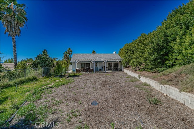 27412 Garza Drive, Saugus CA: https://media.crmls.org/medias/a950bd95-3302-49c0-bb99-204192312b17.jpg