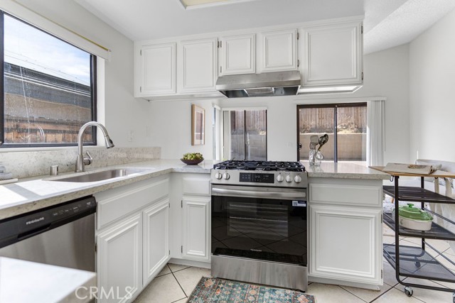 Detail Gallery Image 24 of 58 For 13621 Sandstone Dr, Victorville,  CA 92392 - 3 Beds | 2 Baths