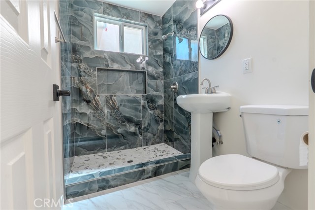 17425 Nauset Court, Carson CA: https://media.crmls.org/medias/a952c783-baeb-43f7-ad99-de0f74c68522.jpg