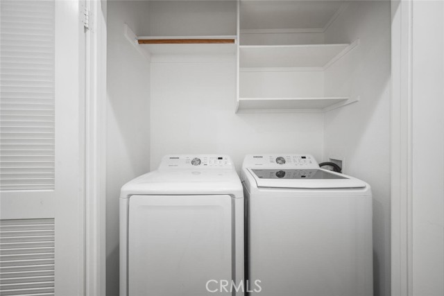 5740 S Glennie Lane, Los Angeles CA: https://media.crmls.org/medias/a95390bc-1743-472b-8d45-9ddb460615fb.jpg
