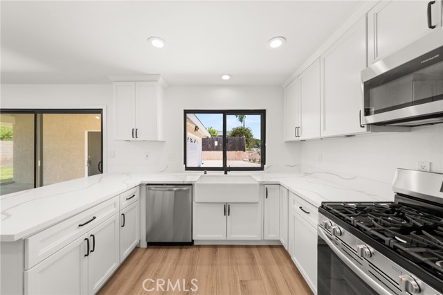 1644 Bradford Drive, Glendora CA: https://media.crmls.org/medias/a953e6b4-c253-49e2-bc37-7201a4c4cbbc.jpg