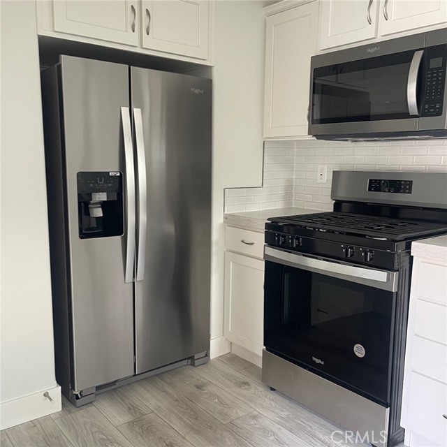 Detail Gallery Image 19 of 22 For 1930 Stewart St #X-7,  Santa Monica,  CA 90404 - 1 Beds | 1/1 Baths