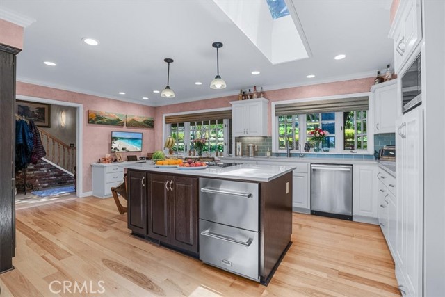 2355 Lake Marie Drive, Santa Maria CA: https://media.crmls.org/medias/a9557eff-058b-4cad-8d1a-d84529398547.jpg