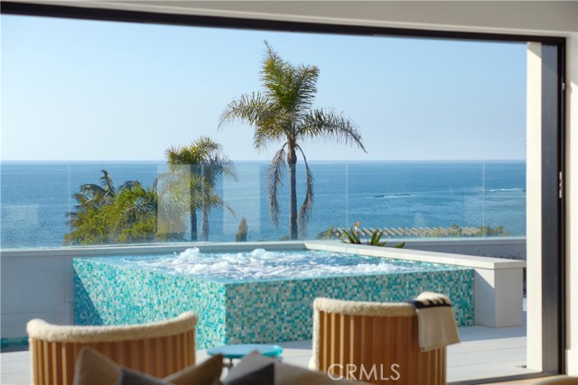 44 Ritz Cove Drive, Dana Point CA: https://media.crmls.org/medias/a955cfe3-051a-473b-9410-33daf2c6af65.jpg