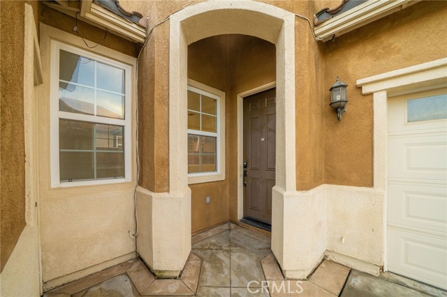 Detail Gallery Image 5 of 52 For 10972 White Oak Ln, Fontana,  CA 92337 - 5 Beds | 3 Baths