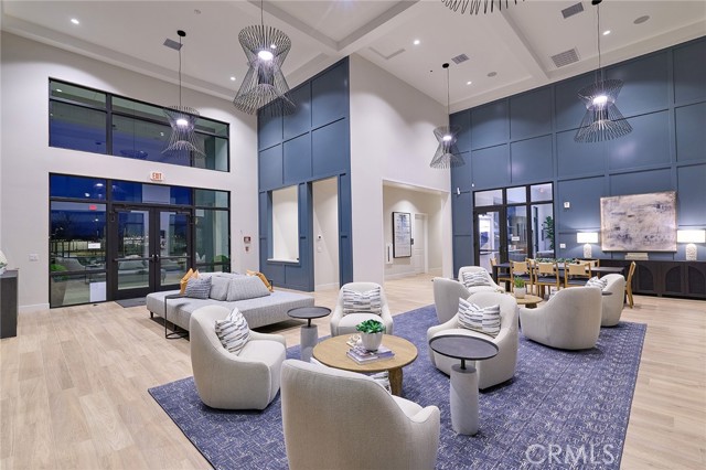 Detail Gallery Image 9 of 28 For 12951 Paradiso Dr #105,  Corona,  CA 92880 - 3 Beds | 3/1 Baths