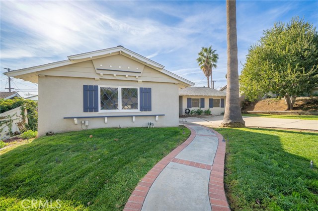 Detail Gallery Image 5 of 36 For 8749 Calle Quebrada, Rancho Cucamonga,  CA 91730 - 3 Beds | 2 Baths