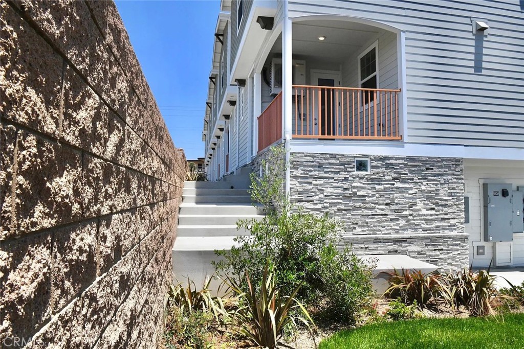 417 N Market #B