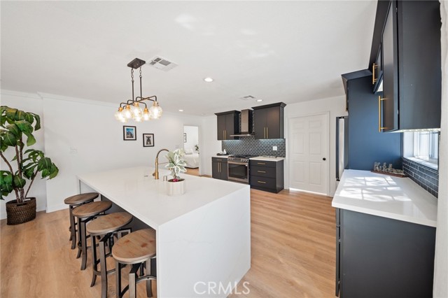 Detail Gallery Image 11 of 30 For 916 N Oxford Ave, Los Angeles,  CA 90029 - 4 Beds | 2/1 Baths