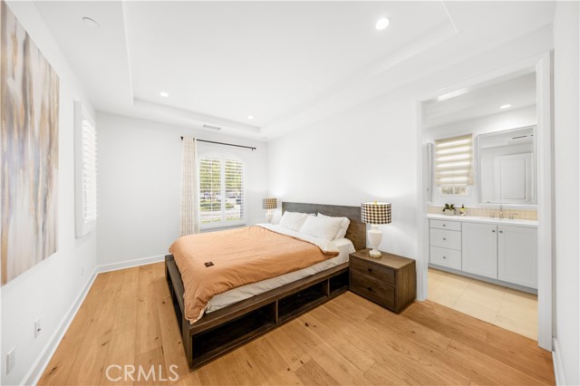 61 Belfast, Irvine CA: https://media.crmls.org/medias/a95a1e3c-f84c-416f-abd5-cbeedbeadf75.jpg