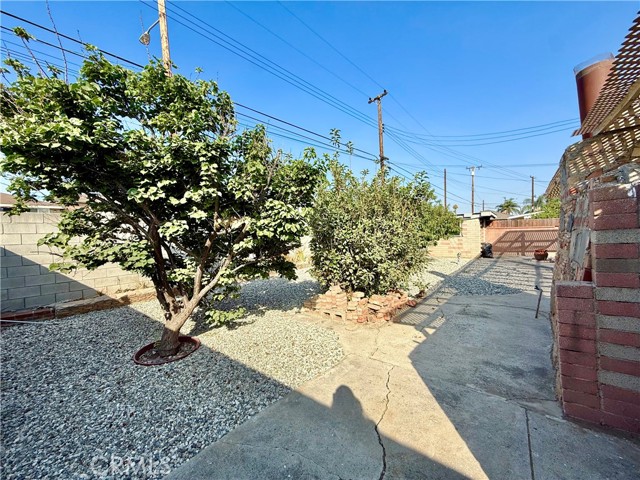 14518 Rimgate Drive, Whittier CA: https://media.crmls.org/medias/a95bce2e-ccf2-4284-bda6-76d04f7173f3.jpg