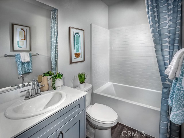 Detail Gallery Image 3 of 17 For 1579 Stratus Dr, Pomona,  CA 91768 - 3 Beds | 3 Baths