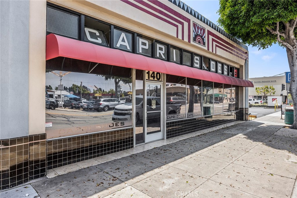 140 W Commonwealth Avenue, Fullerton, CA 92832