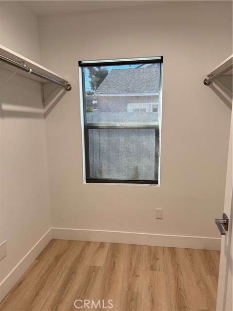 Detail Gallery Image 14 of 15 For 14626 Morrison St, Sherman Oaks,  CA 91403 - 3 Beds | 2/1 Baths