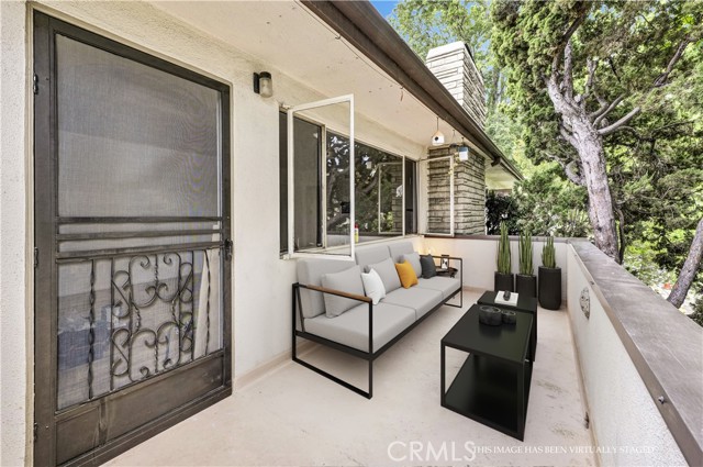 Detail Gallery Image 7 of 25 For 305 Raymondale Dr #L,  South Pasadena,  CA 91030 - 2 Beds | 1 Baths
