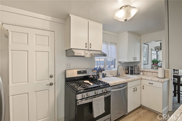 2905 West Chandler Boulevard photo 6