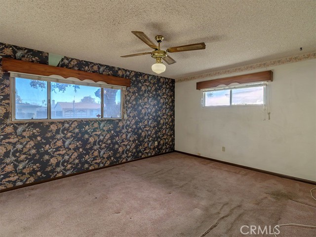 Detail Gallery Image 7 of 27 For 8815 San Vicente, Riverside,  CA 92503 - 3 Beds | 2 Baths