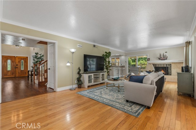 8 Rancho Laguna Dr., Pomona CA: https://media.crmls.org/medias/a95f059f-bc31-42ad-84ef-74c18d7bebbd.jpg