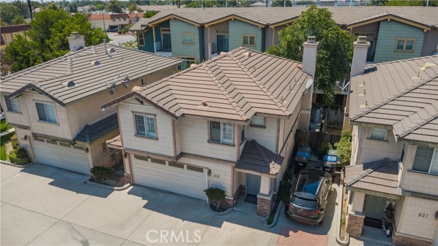 Detail Gallery Image 3 of 37 For 819 W Duarte Rd, Monrovia,  CA 91016 - 4 Beds | 2/1 Baths