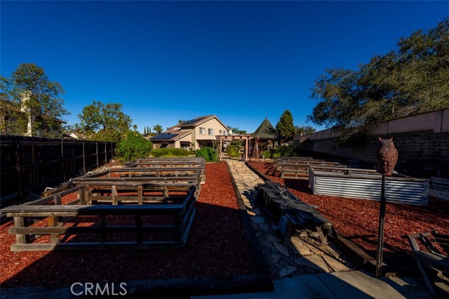 Detail Gallery Image 45 of 60 For 554 Edgewater, Oceanside,  CA 92057 - 4 Beds | 3 Baths