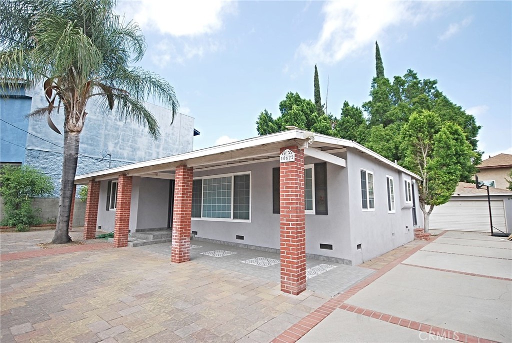 10622 Zelzah Avenue